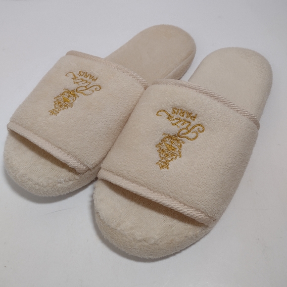 Ritz Paris Other - Ritz Paris Women's Cream Slippers with Gold Embroidery